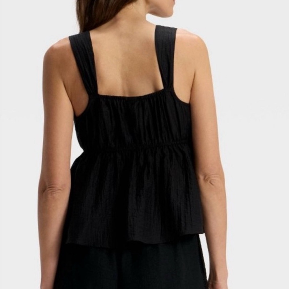Tie front tank top - Picture 2 of 4